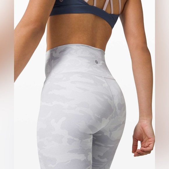 Lululemon Wunder Under High-Rise Tight 28" *Luxtreme size 14 - Picture 3 of 10